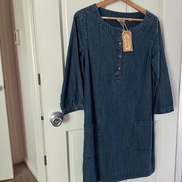 Fat Face Dresses & Skirts - FAT FACE Denim 3/4 Sleeve Dress, US size 8 NWT